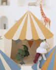 Handgefertigte Kinderzimmer Zirkus Wandregal in Creme & Senf
