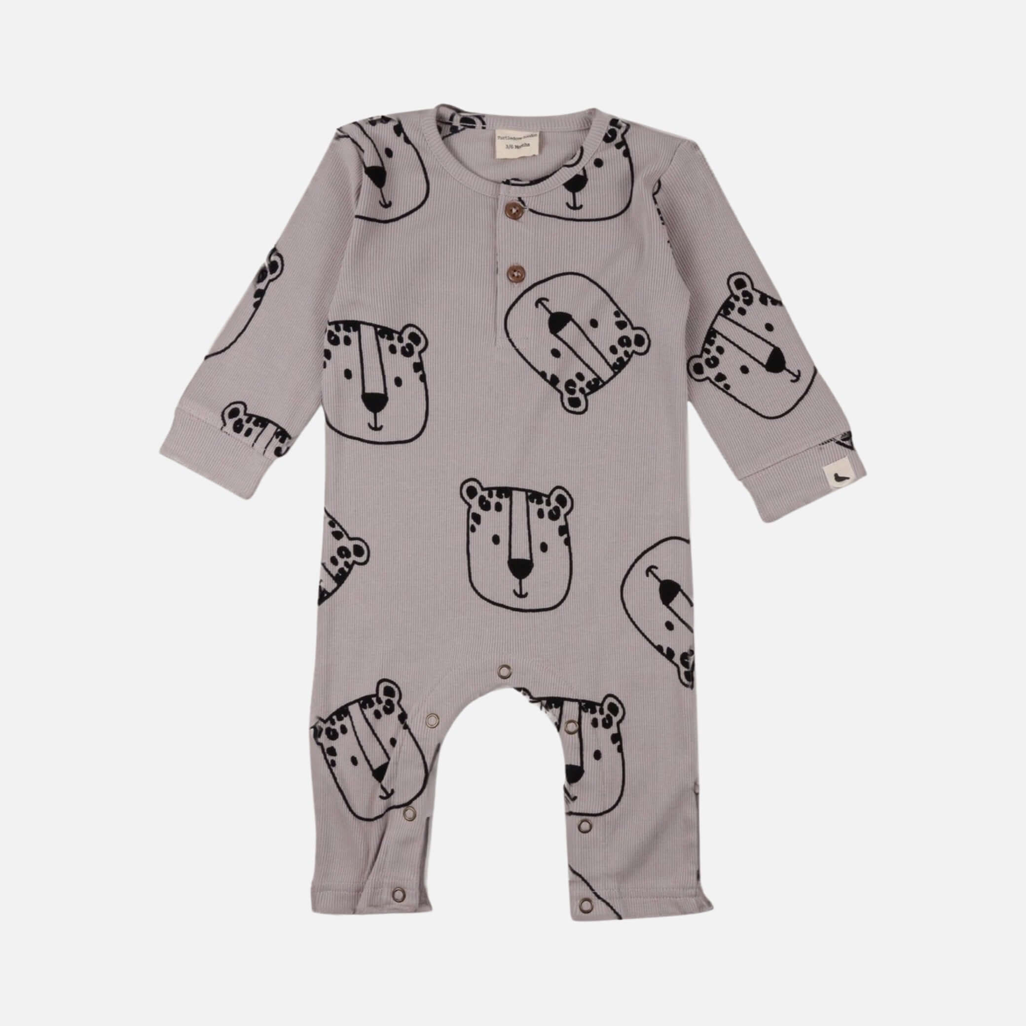 Tutina leopardata delle nevi