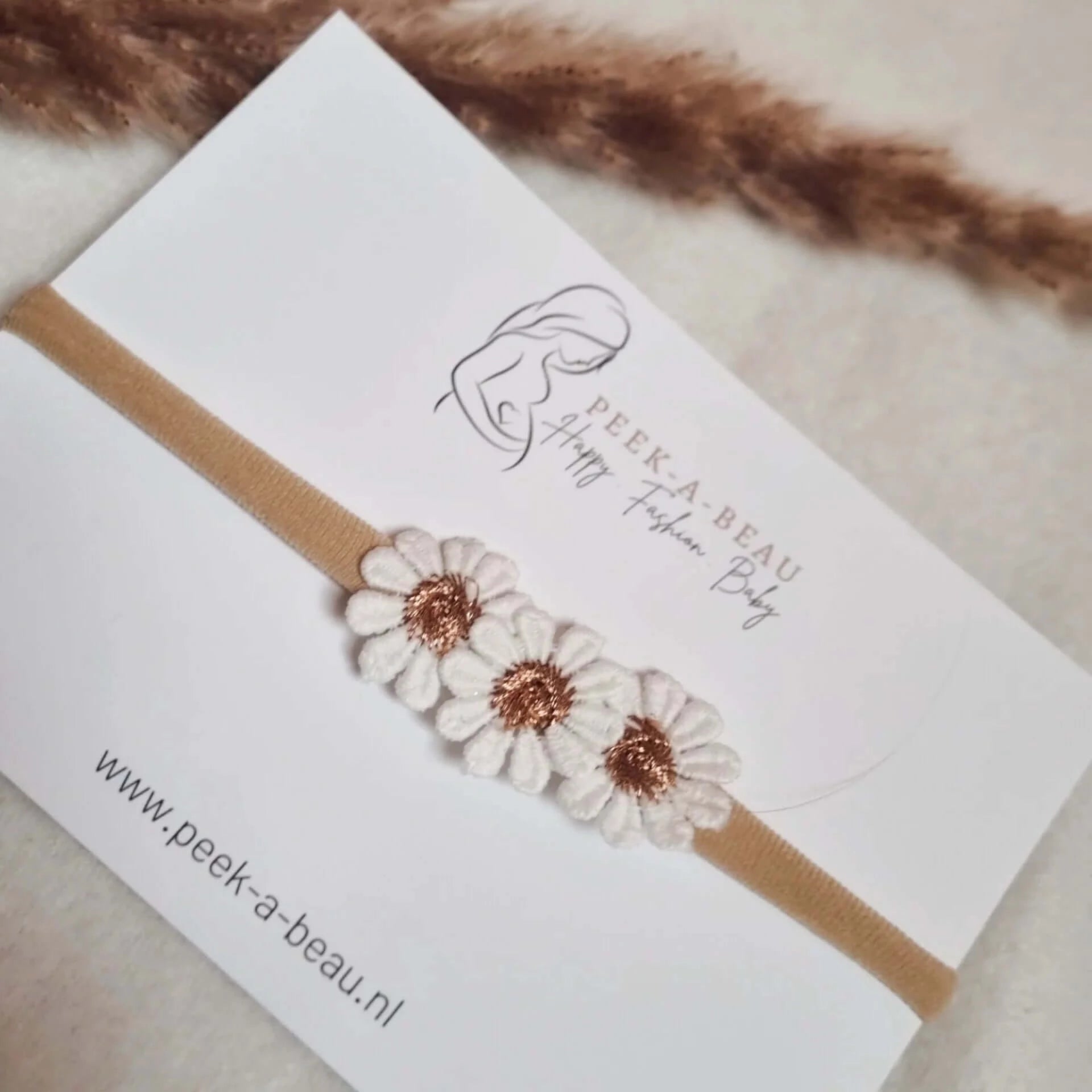 Fascia in bronzo Madelief