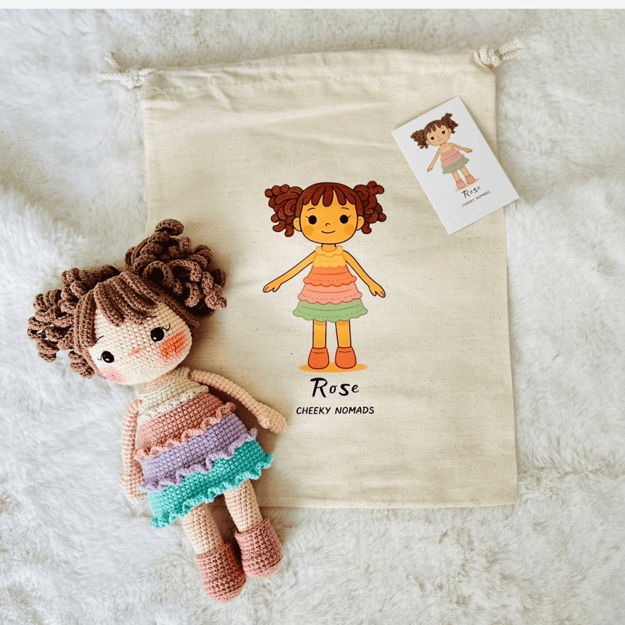 Rosé handgemachte Amigurumi Puppe - Bio-Häkelpuppe