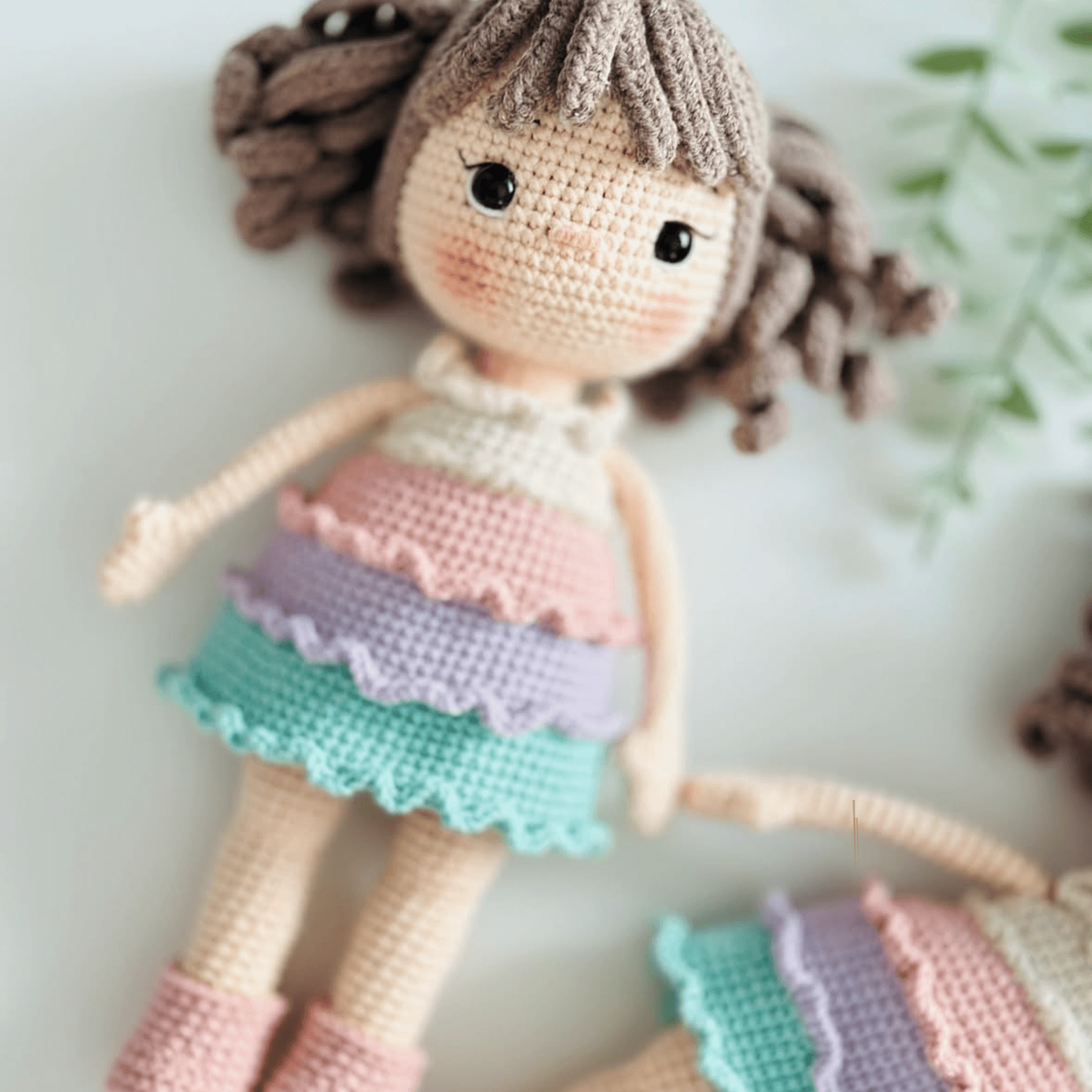 Rosé handgemachte Amigurumi Puppe - Bio-Häkelpuppe