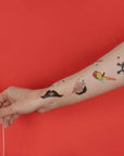 Tabellone con 8 tatuaggi pirata