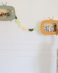 TV-Box aus Holz  Wanddekoration für Kinderzimmer
