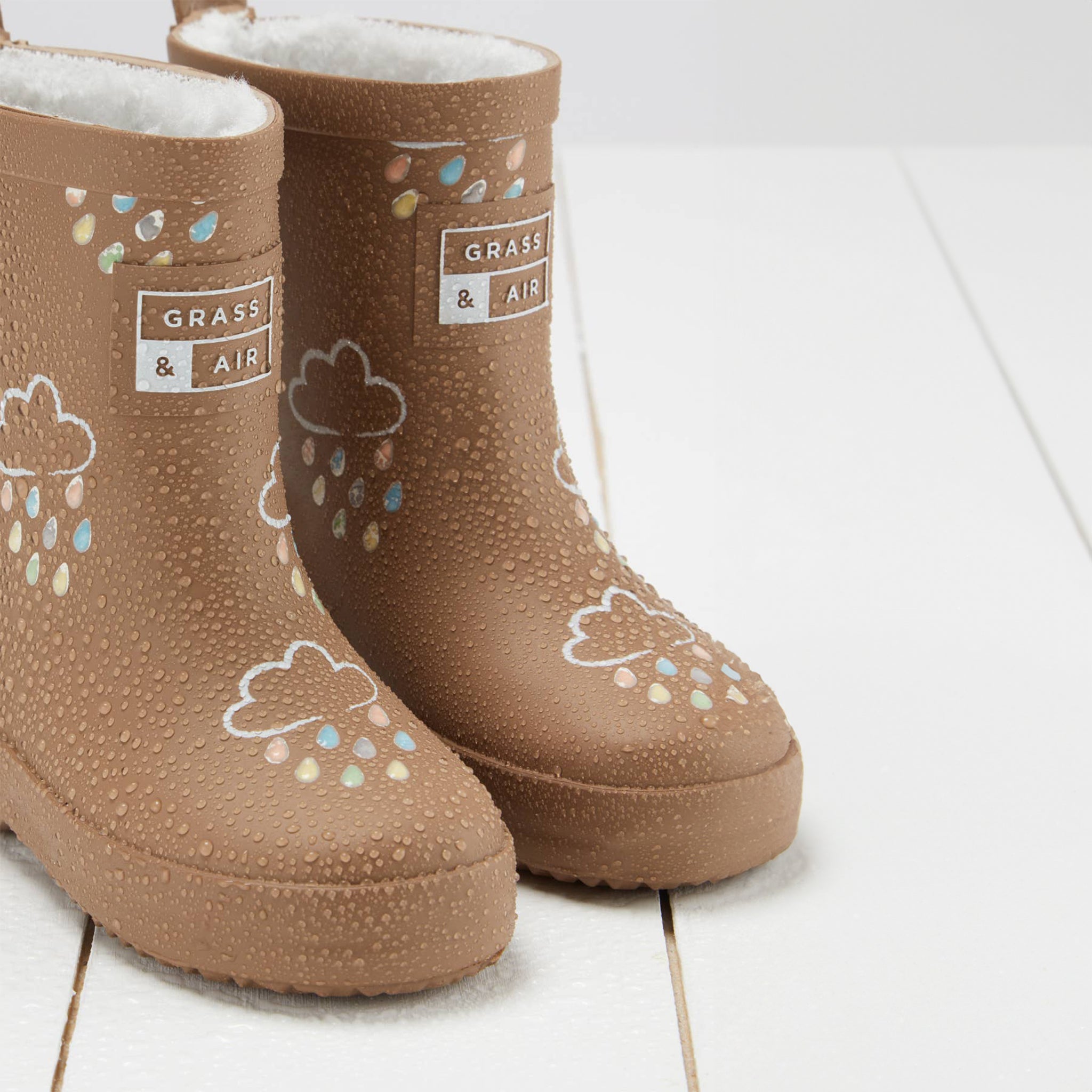 Color-changing Rubber Boots in fudge Brown
