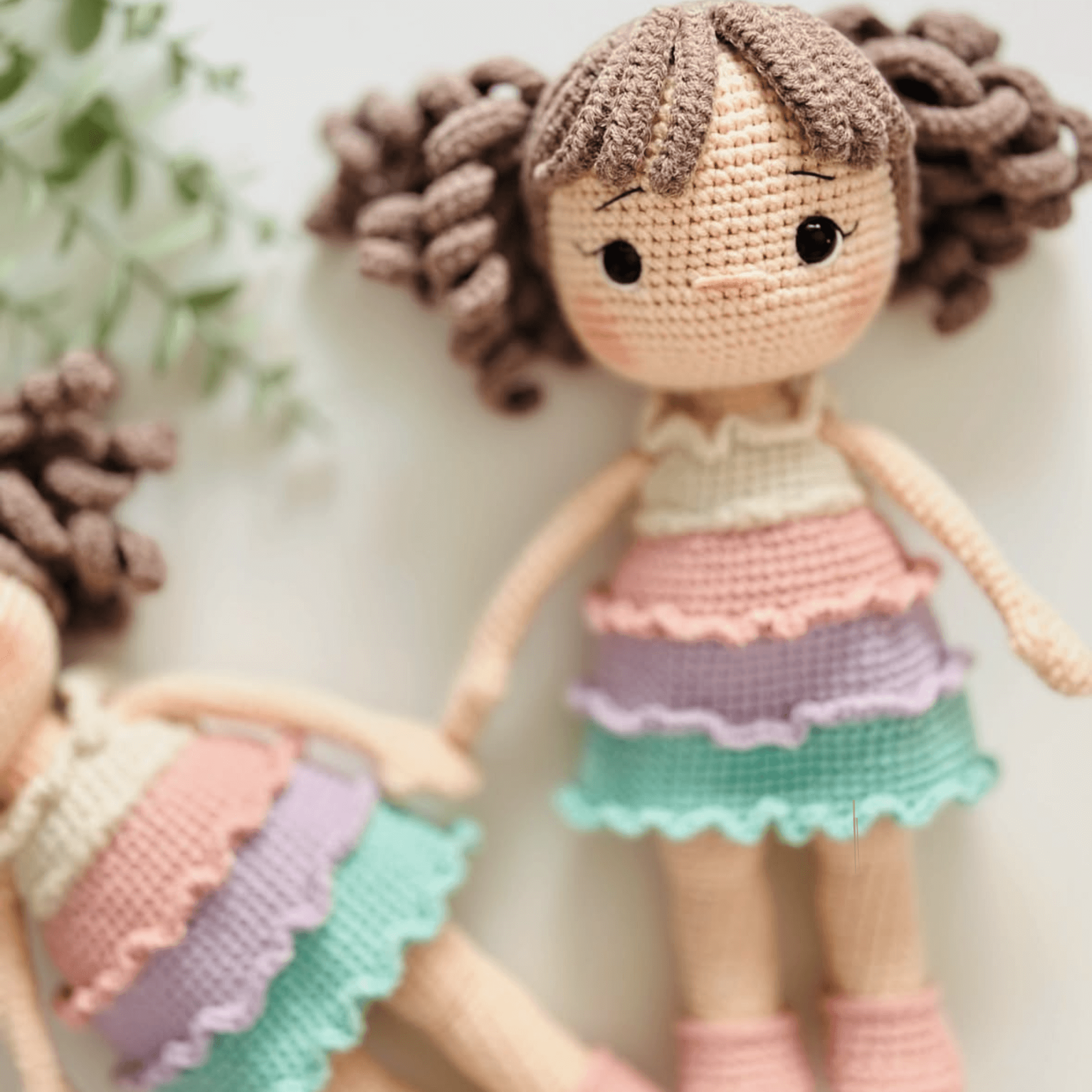 Rosé handgemachte Amigurumi Puppe - Bio-Häkelpuppe