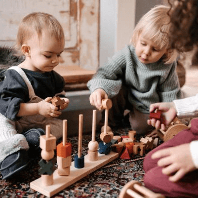 Montessori Spielzeug - Formen Steckspiel Rainbow