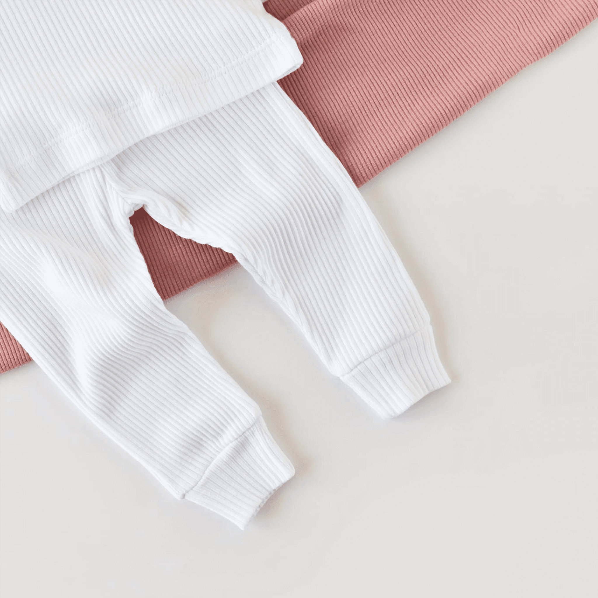 Pyjama- Set aus Bio-Baumwolle - Cheeky Nomads